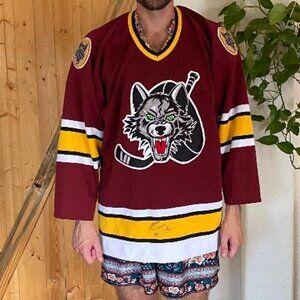 2003 SP Pro Chicago Wolves hockey jersey size 48(signed)